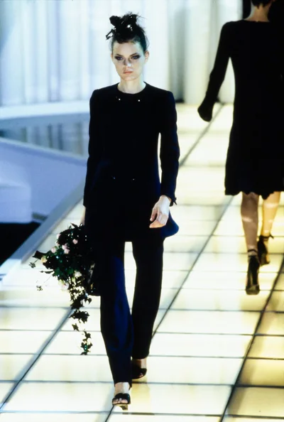 Look 16